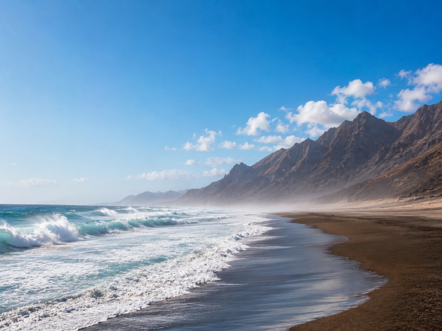 Wilder, einsamer Naturstrand Cofete an der Westküste Fuerteventuras